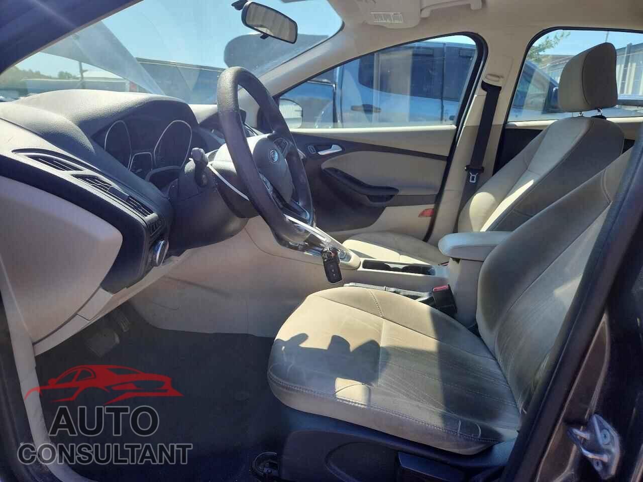 FORD FOCUS 2016 - 1FADP3F20GL377417