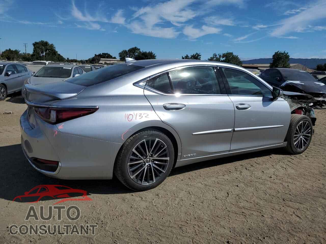 LEXUS ES300 2022 - 58ADA1C15NU019138