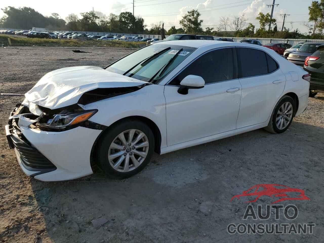 TOYOTA CAMRY 2018 - 4T1B11HKXJU645441