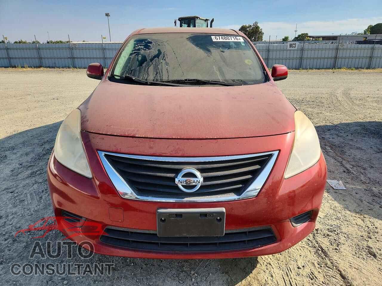 NISSAN VERSA 2012 - 3N1CN7AP7CL907809