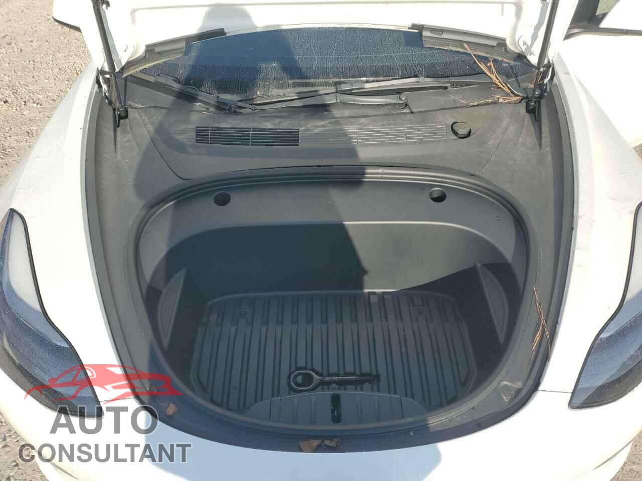 TESLA MODEL 3 2023 - 5YJ3E1EA8PF462324