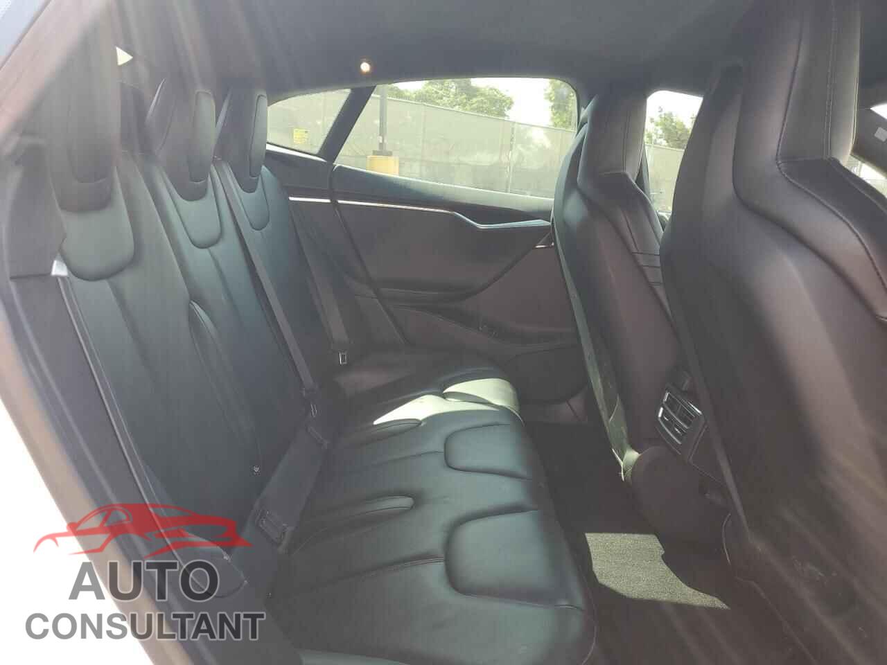 TESLA MODEL S 2016 - 5YJSA1E15GF147553