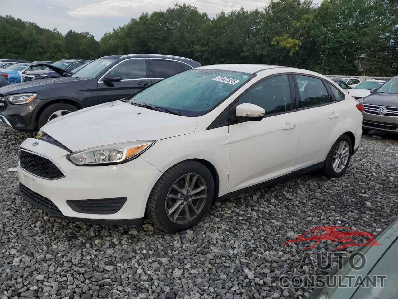 FORD FOCUS 2015 - 1FADP3F23FL243189
