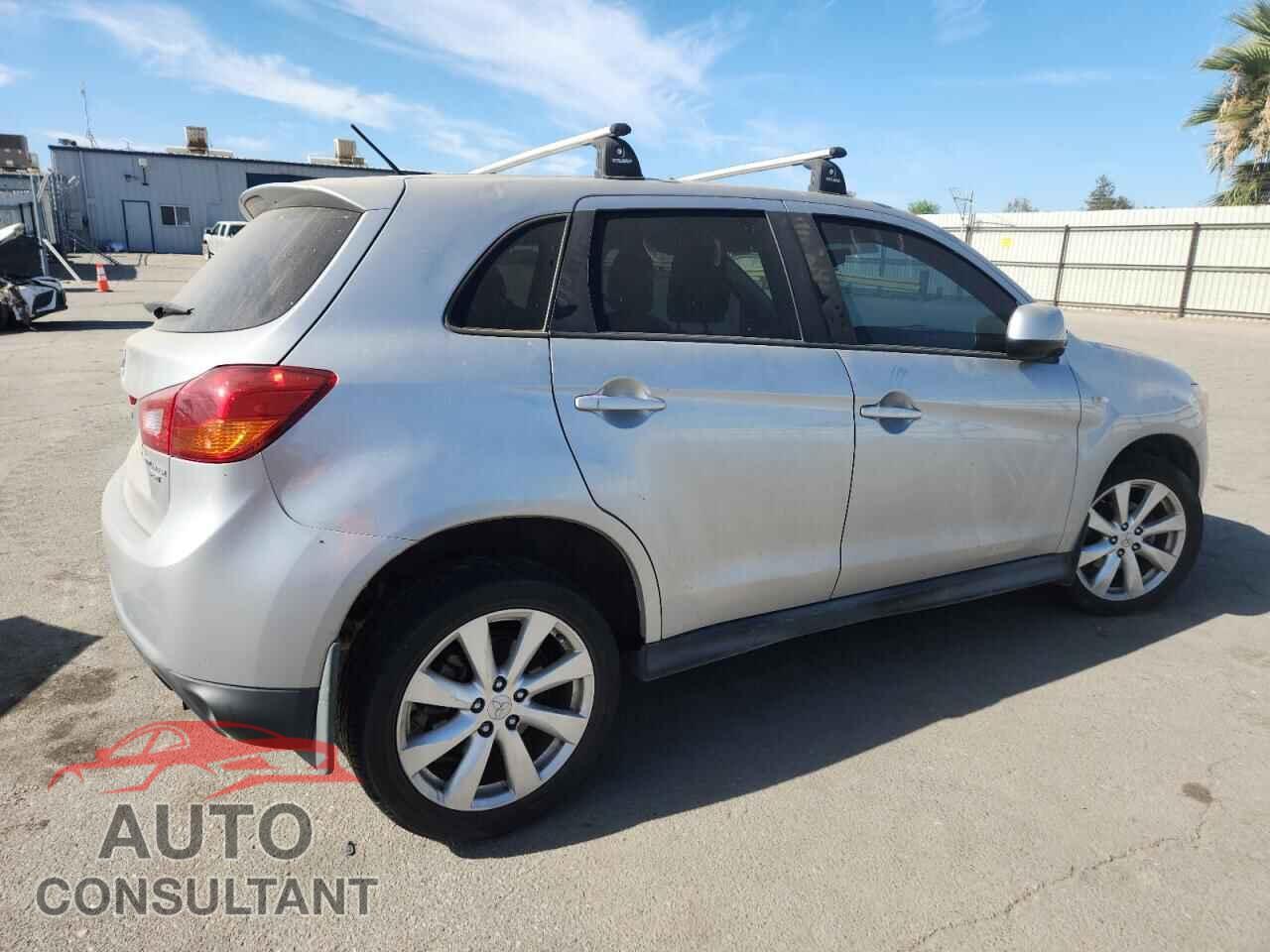 MITSUBISHI OUTLANDER 2015 - 4A4AR3AU1FE007900