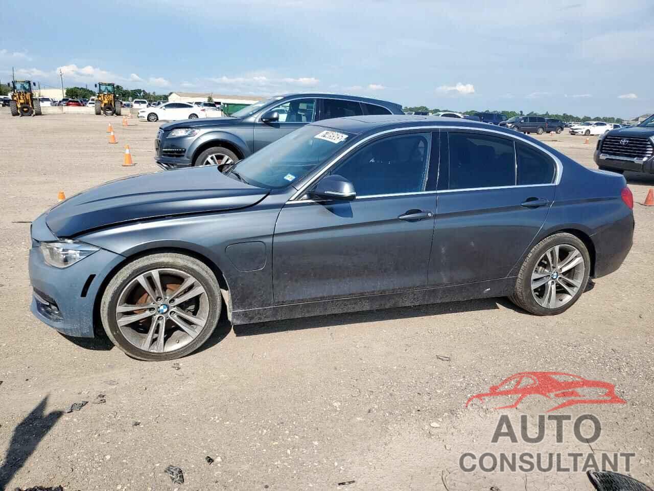 BMW 3 SERIES 2017 - WBA8E1C58HK480125