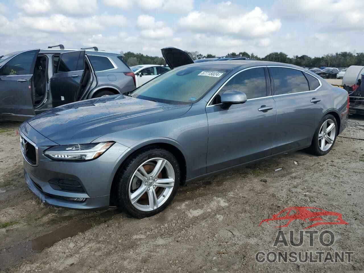 VOLVO S90 2018 - LVY982MK2JP040136