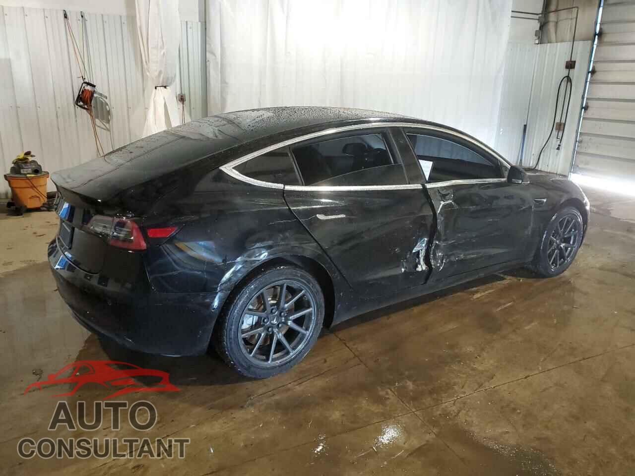 TESLA MODEL 3 2019 - 5YJ3E1EA7KF325206