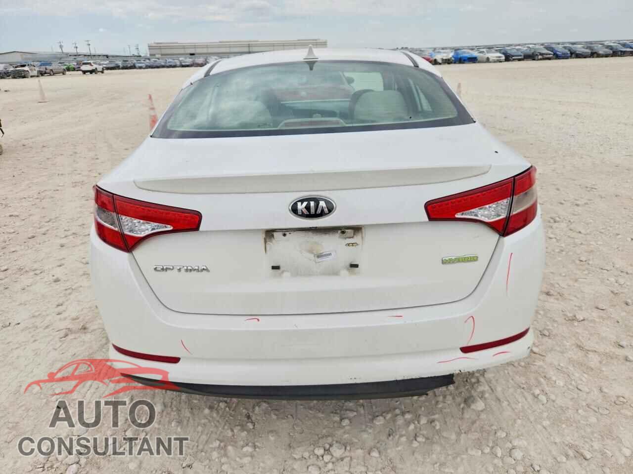 KIA OPTIMA 2013 - KNAGM4AD8D5056978
