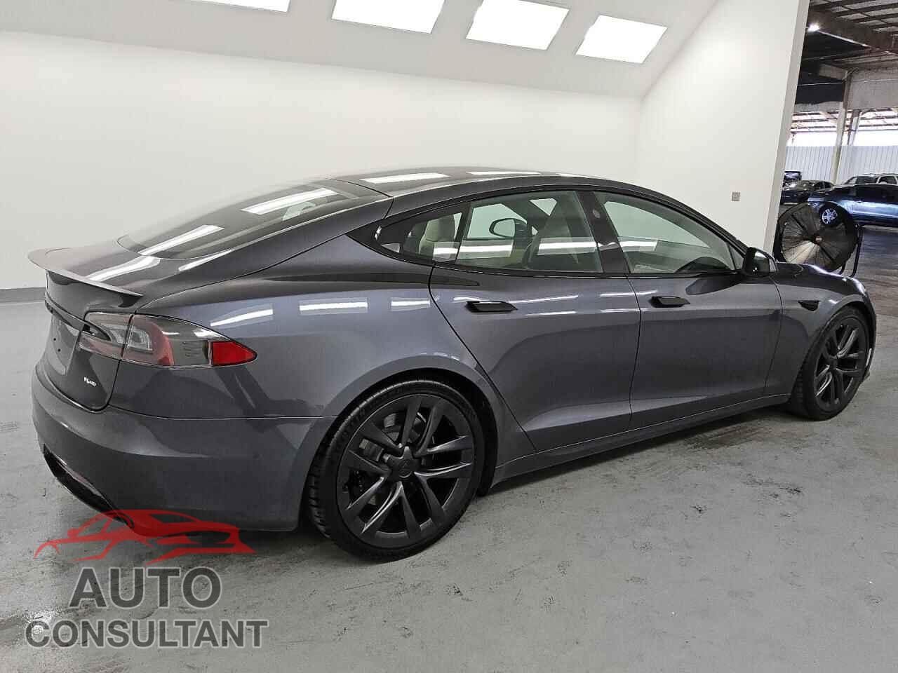 TESLA MODEL S 2021 - 5YJSA1E60MF444074