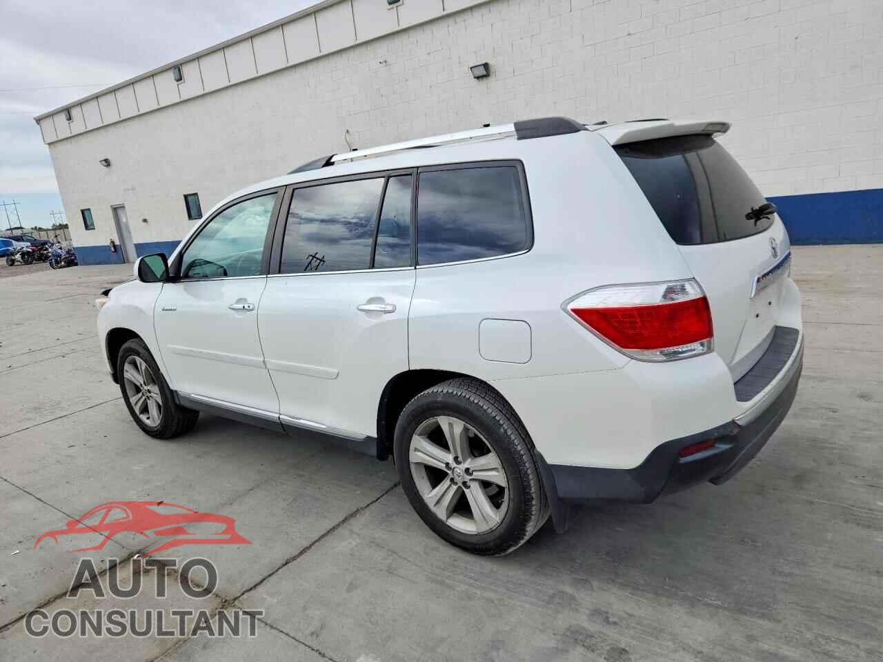 TOYOTA HIGHLANDER 2013 - 5TDDK3EH8DS190872