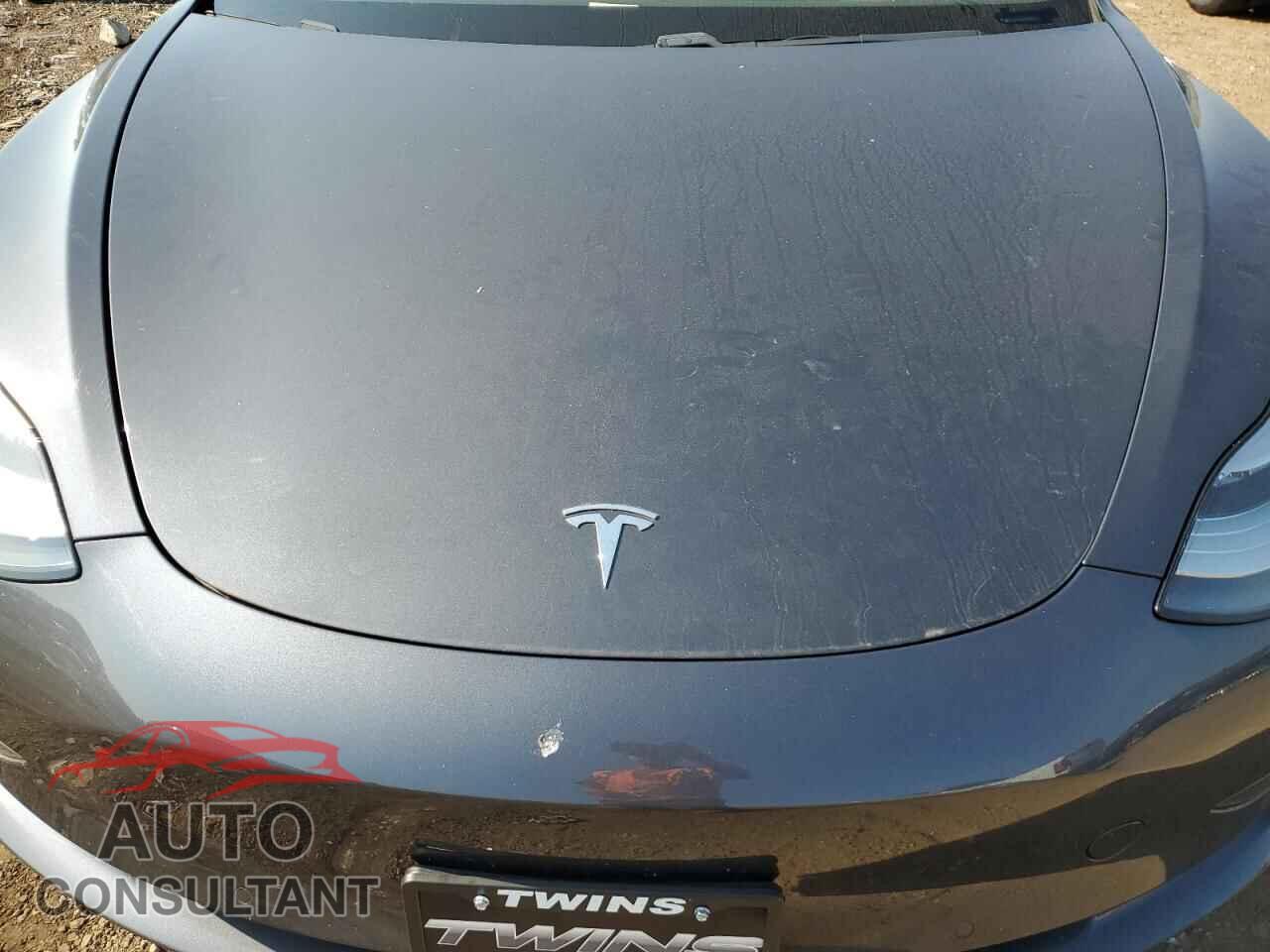 TESLA MODEL 3 2018 - 5YJ3E1EB2JF054403