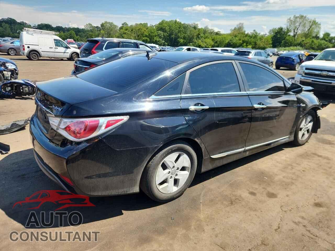 HYUNDAI SONATA 2012 - KMHEC4A42CA042895