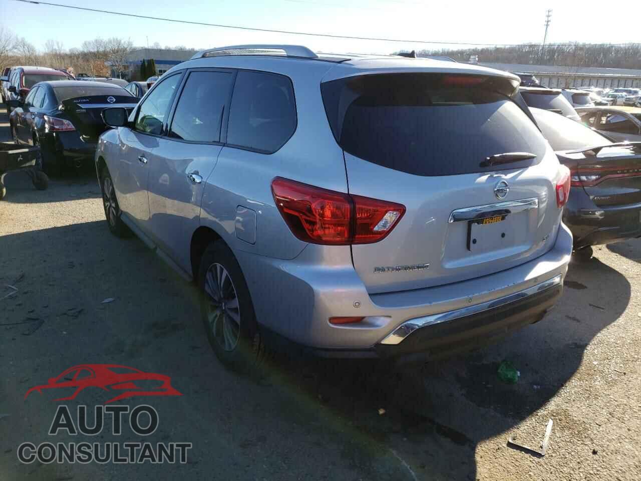 NISSAN PATHFINDER 2017 - 5N1DR2MN8HC653819