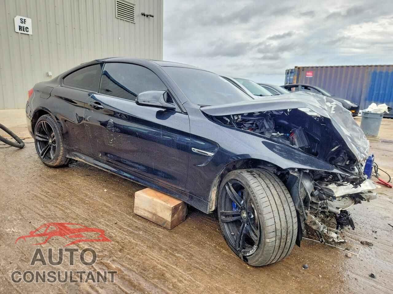 BMW M4 2016 - WBS3R9C56GK336497