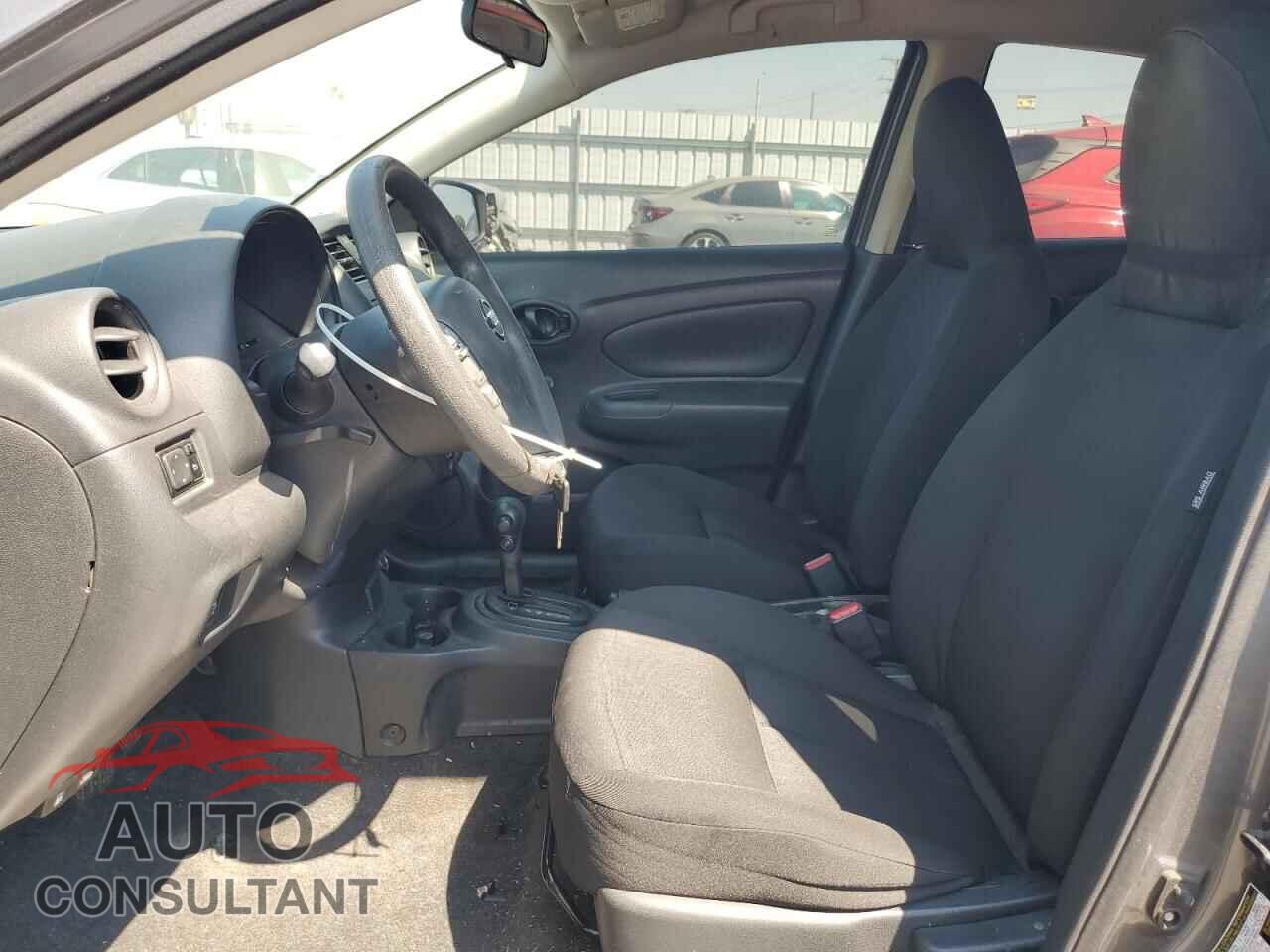 NISSAN VERSA 2017 - 3N1CN7APXHL825063