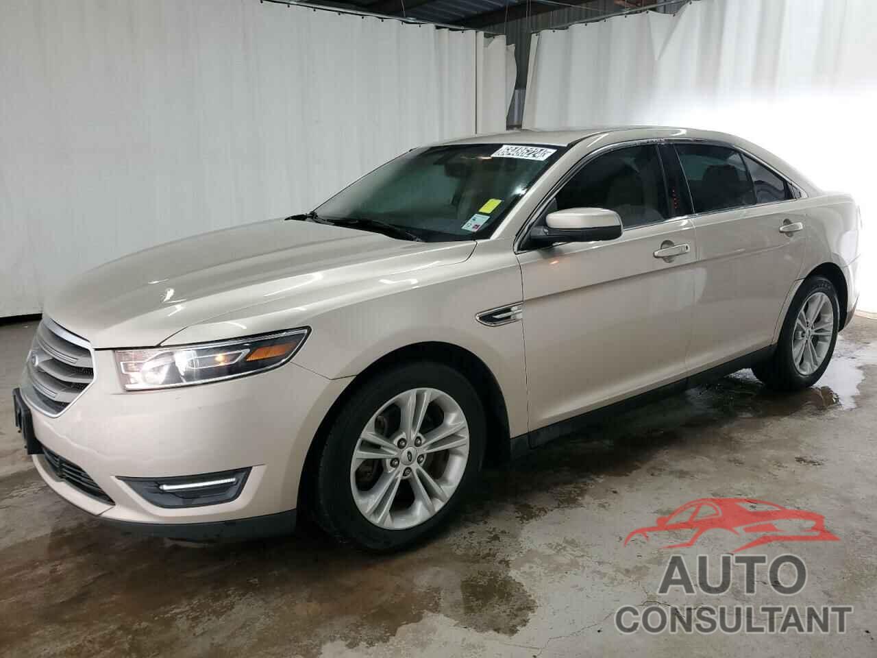 FORD TAURUS 2018 - 1FAHP2E83JG111780