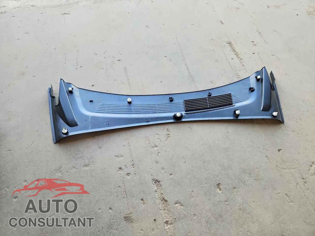 TESLA MODEL 3 2025 - 5YJ3E1EA6SF904817