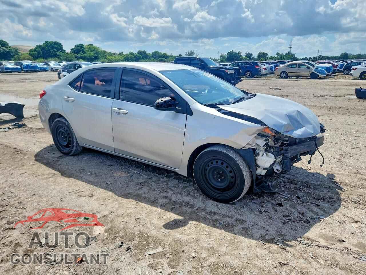 TOYOTA COROLLA 2017 - 5YFBURHE7HP580091