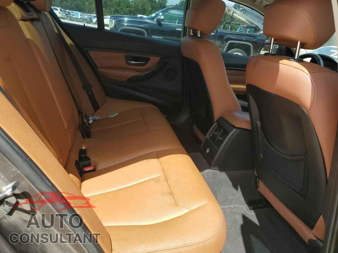 BMW 3 SERIES 2012 - WBA3A5C5XCF257499