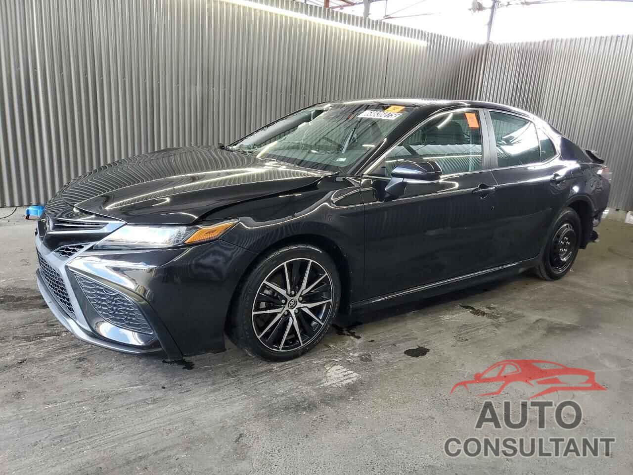 TOYOTA CAMRY 2022 - 4T1G11AK4NU714517
