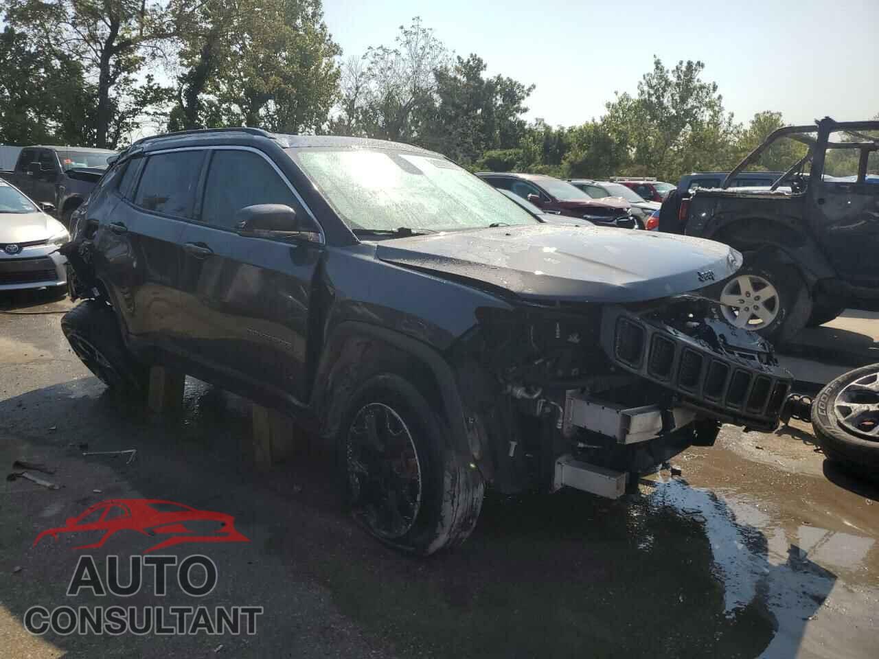 JEEP COMPASS 2018 - 3C4NJDCB9JT280478