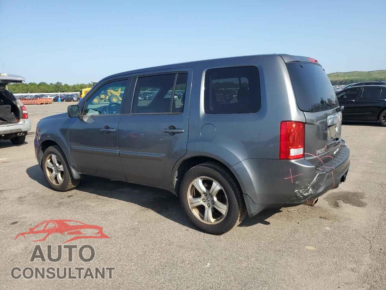 HONDA PILOT 2012 - 5FNYF4H52CB069528