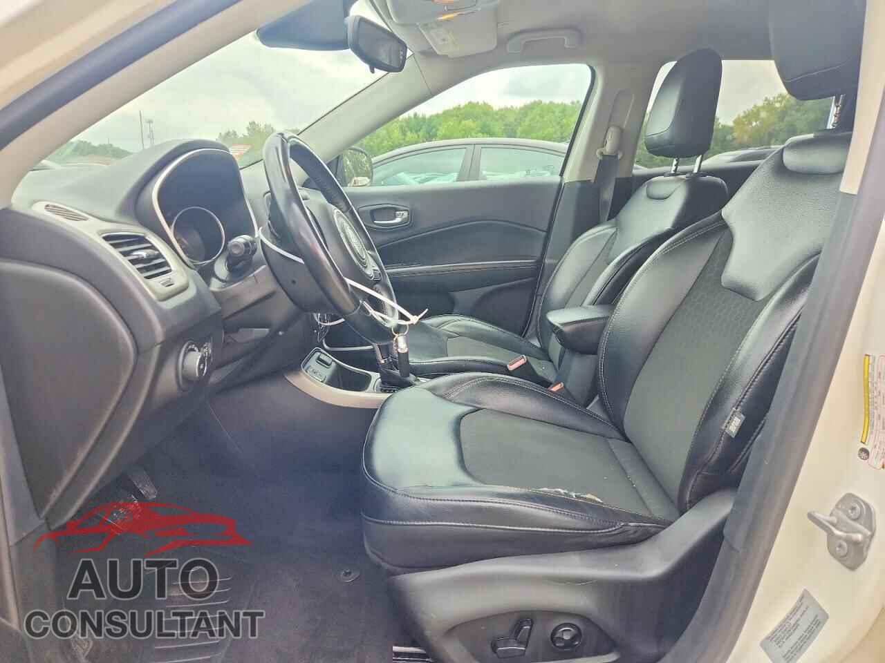 JEEP COMPASS 2017 - 3C4NJCBB9HT669384
