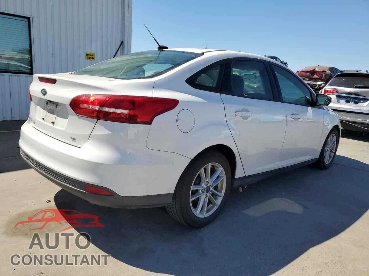 FORD FOCUS 2017 - 1FADP3F2XHL300314