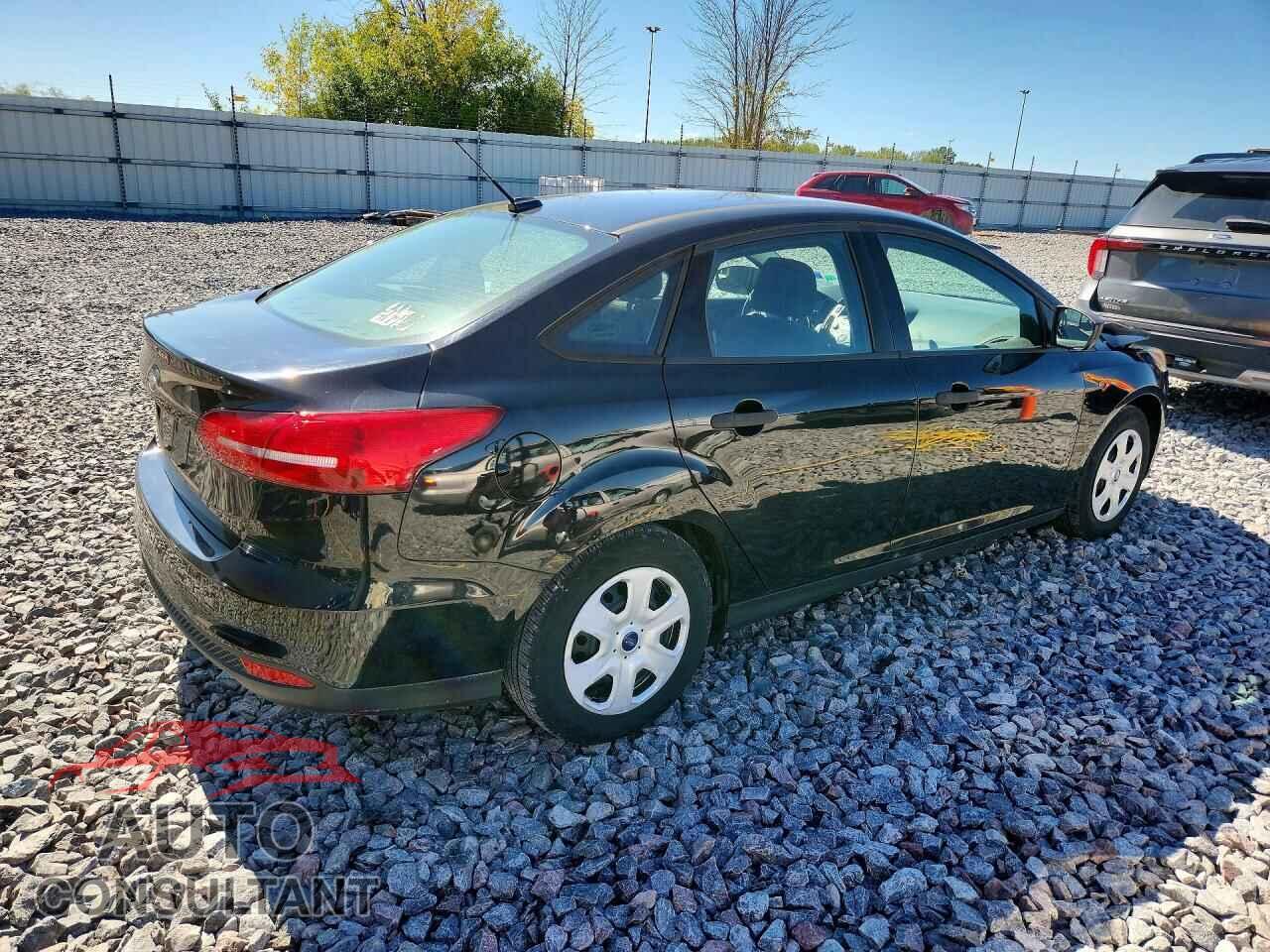 FORD FOCUS 2017 - 1FADP3E20HL312716