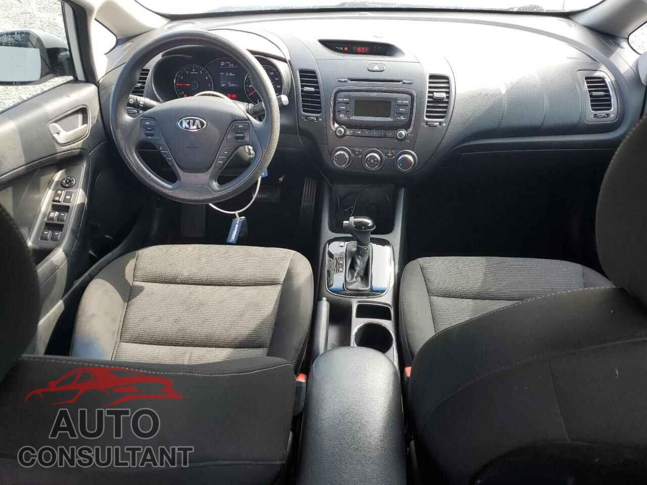 KIA FORTE 2017 - 3KPFK4A73HE064155
