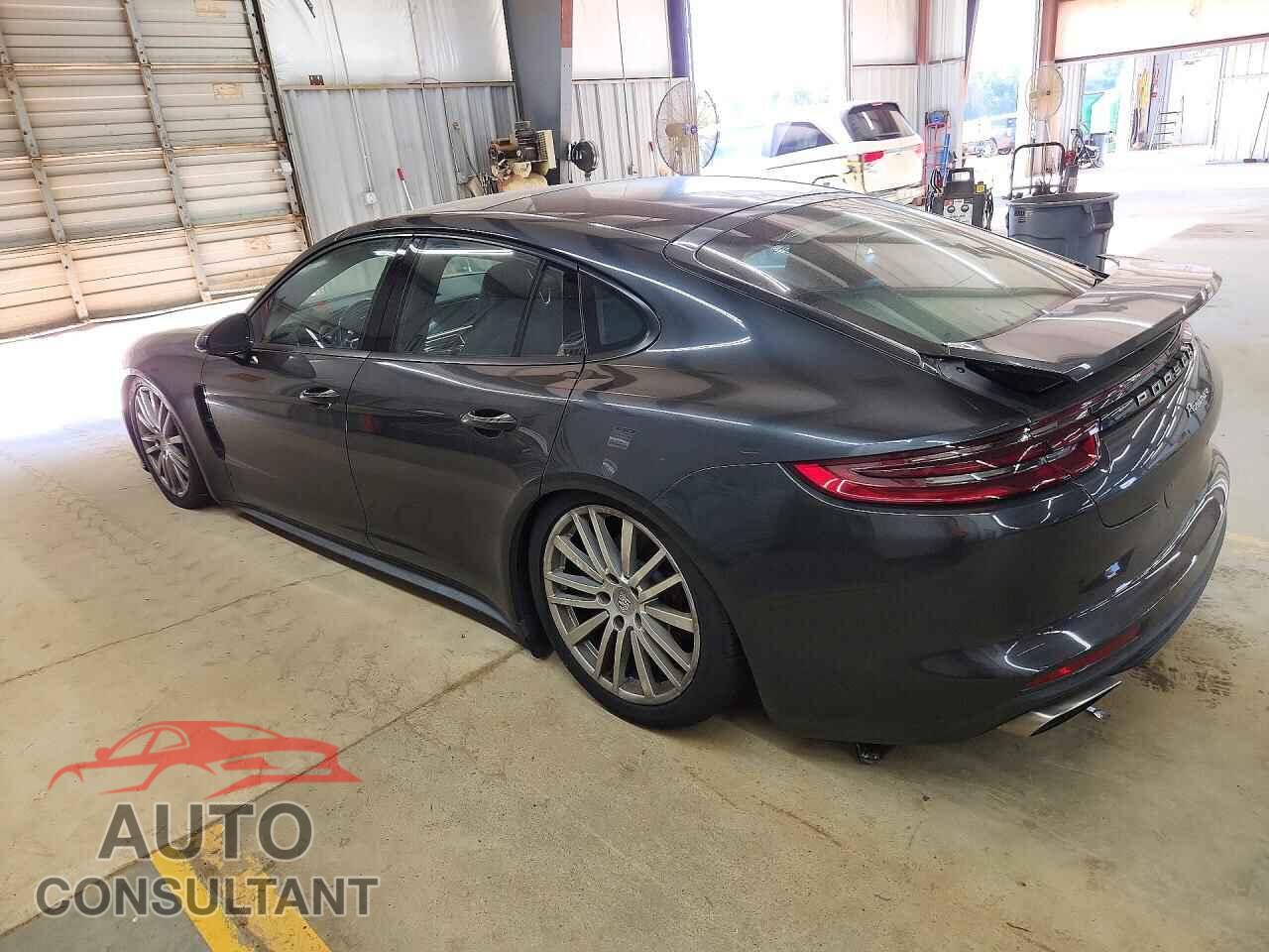 PORSCHE PANAMERA 2017 - WP0AA2A77HL101653