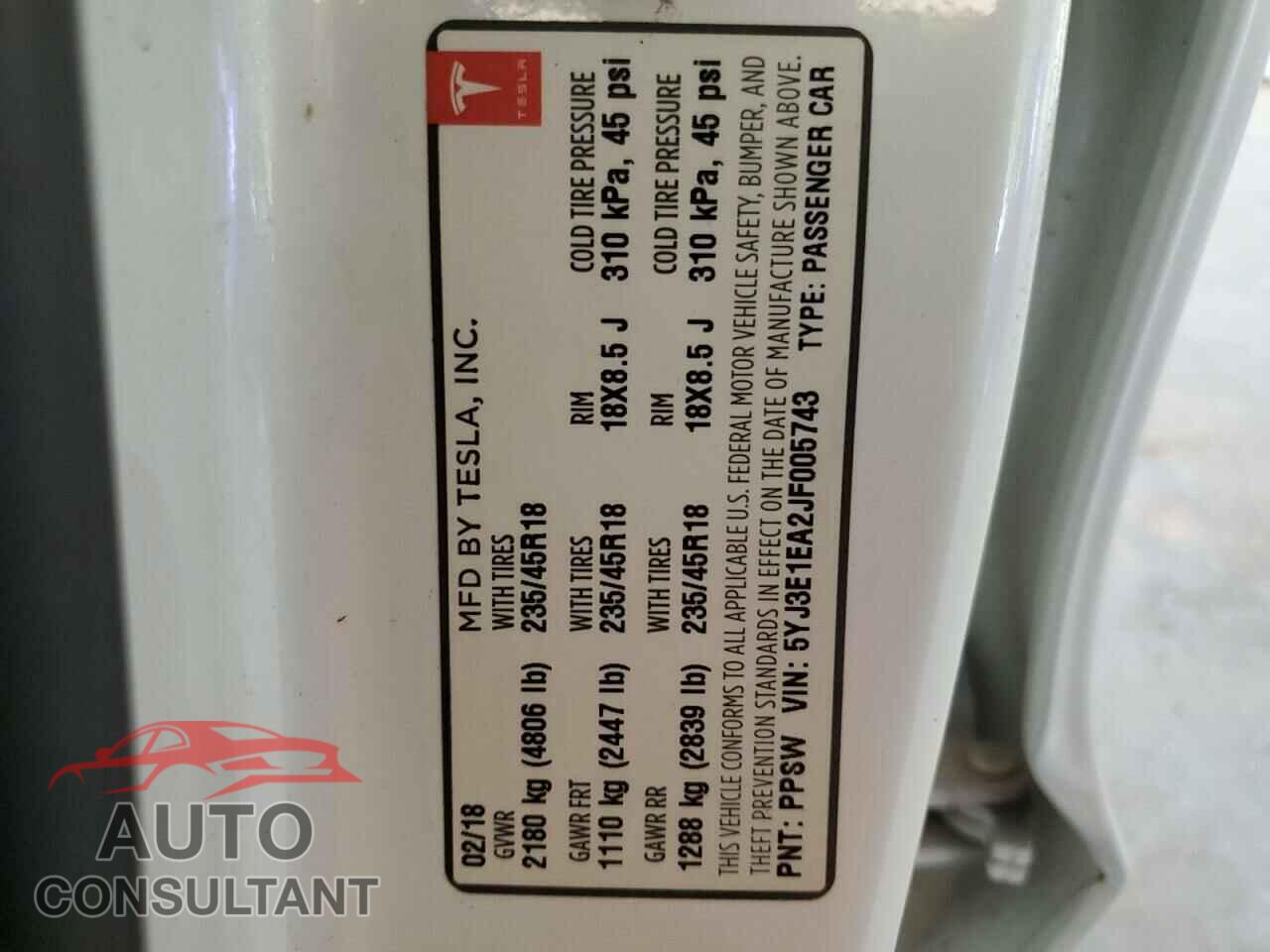 TESLA MODEL 3 2018 - 5YJ3E1EA2JF005743
