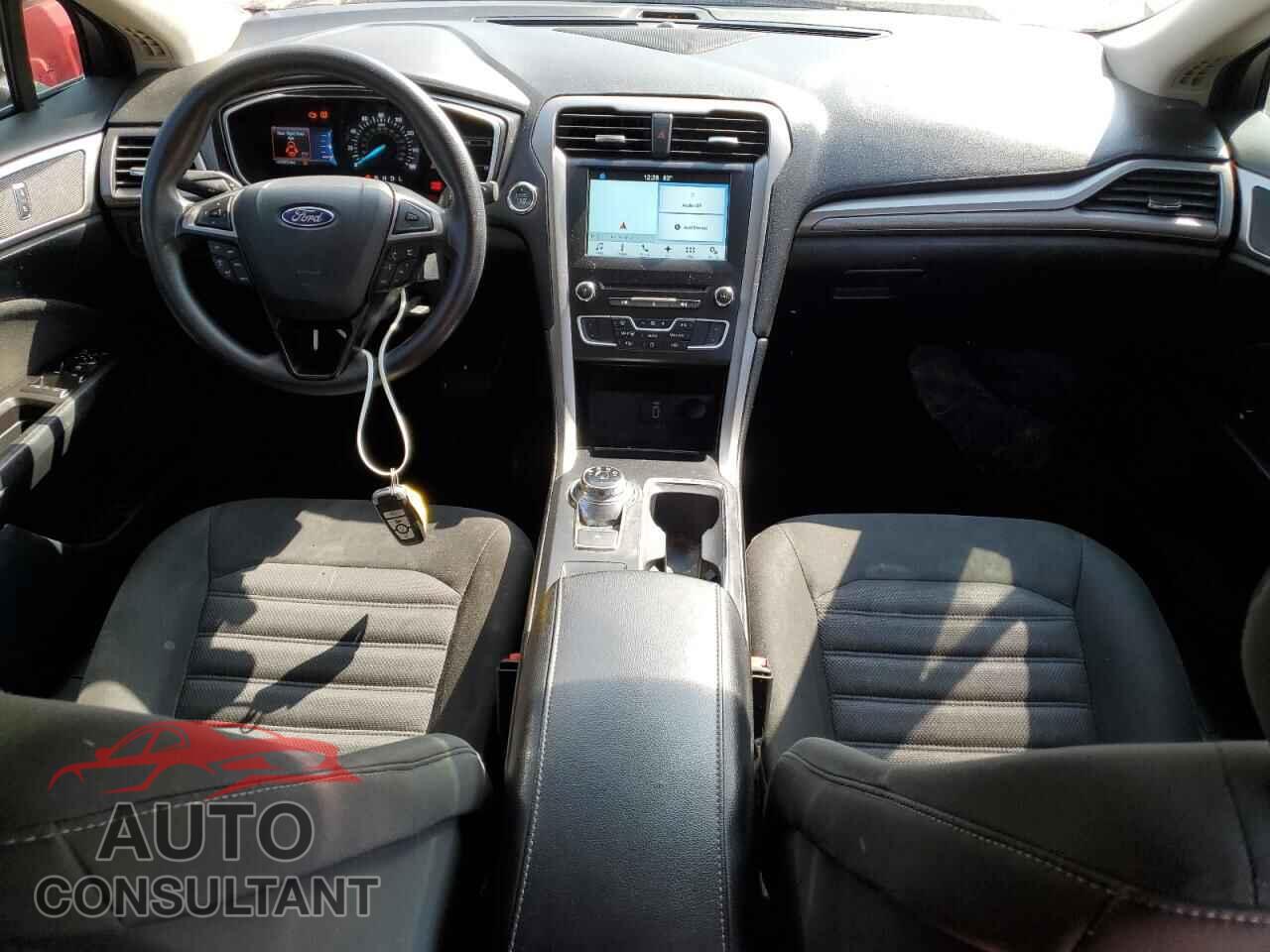 FORD FUSION 2017 - 3FA6P0H70HR159755