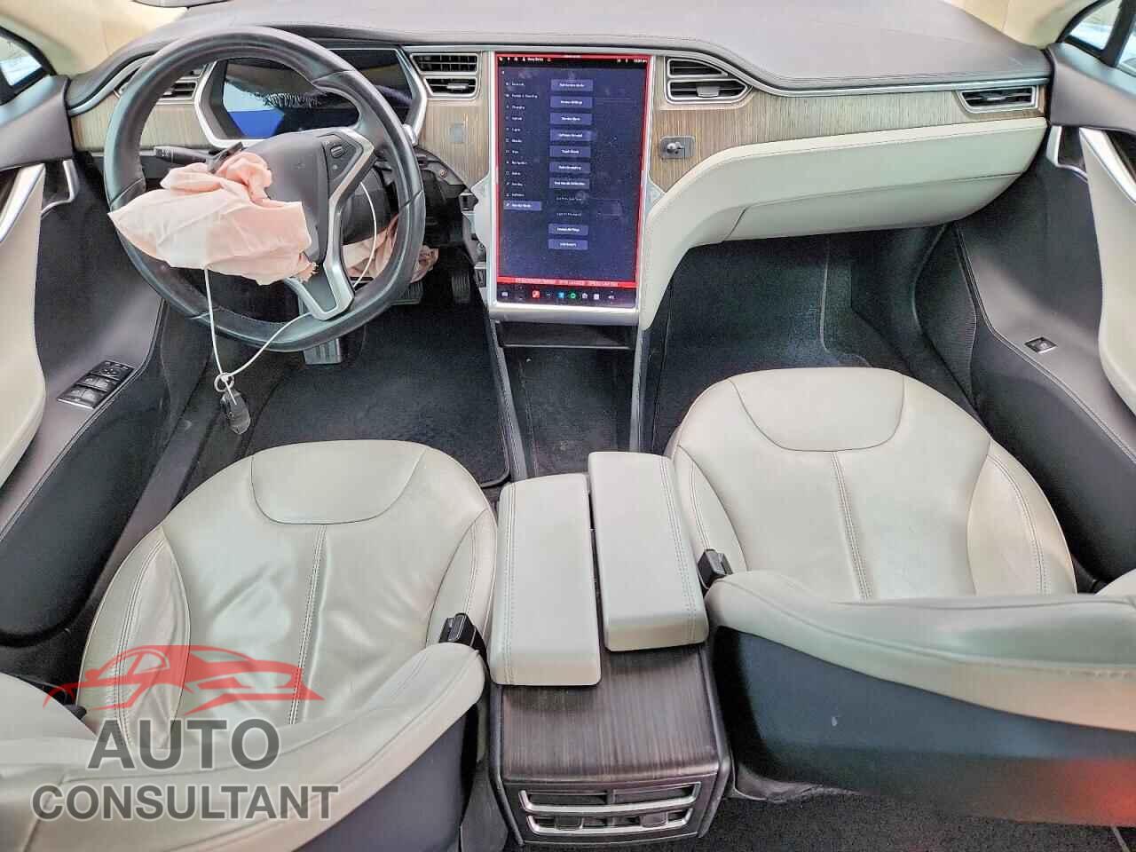 TESLA MODEL S 2013 - 5YJSA1CN2DFP28025