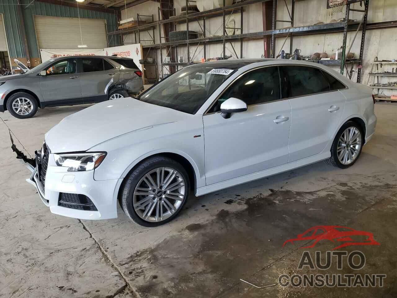 AUDI A3 2017 - WAUJ8GFF8H1066378