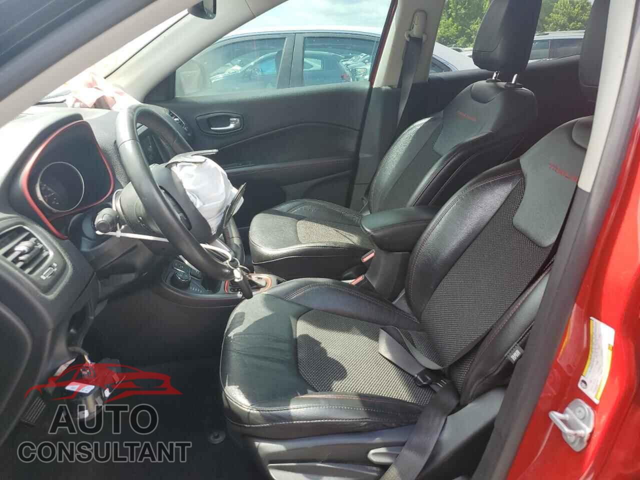 JEEP COMPASS 2021 - 3C4NJDDB8MT556491