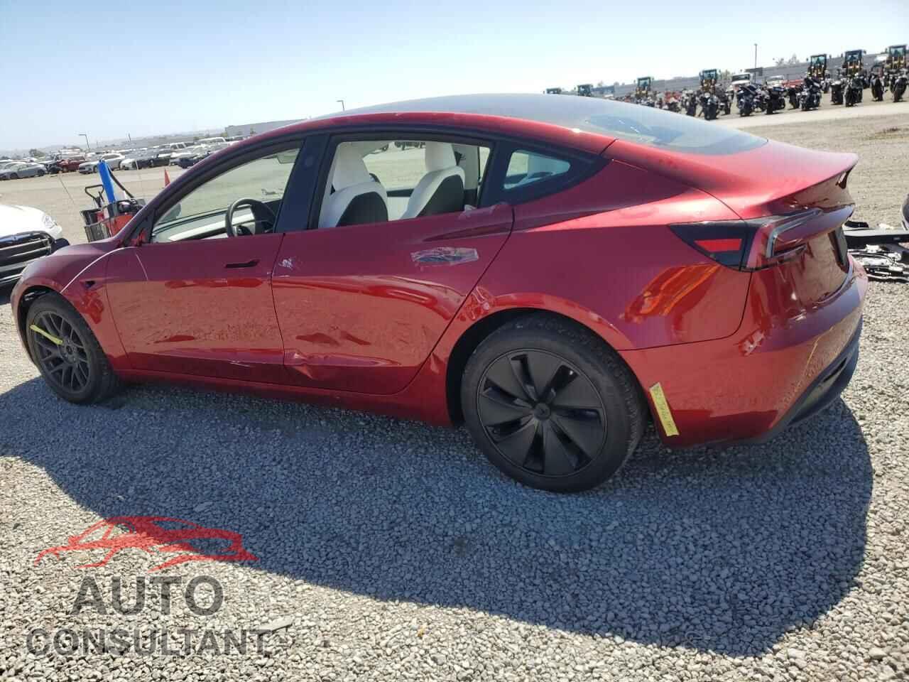 TESLA MODEL 3 2024 - 5YJ3E1EA7RF813419