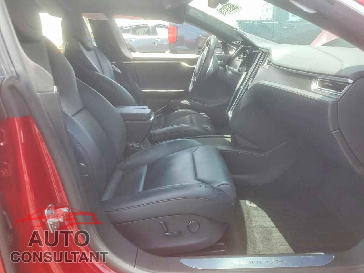 TESLA MODEL S 2018 - 5YJSA1E47JF239703