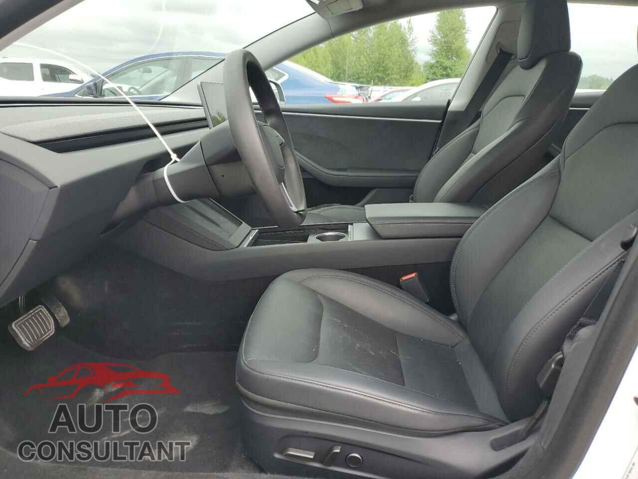 TESLA MODEL 3 2024 - 5YJ3E1EBXRF731211