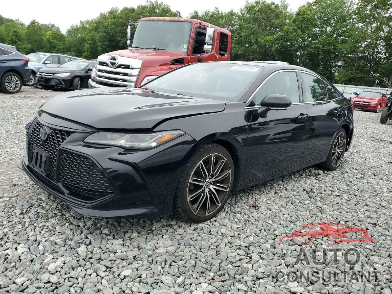 TOYOTA AVALON 2019 - 4T1BZ1FB1KU010900
