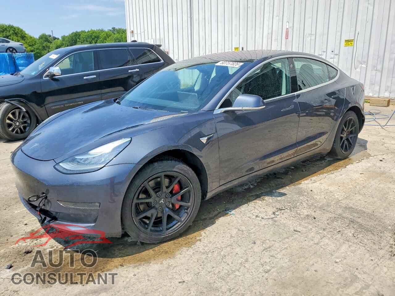 TESLA MODEL 3 2018 - 5YJ3E1EA4JF028134