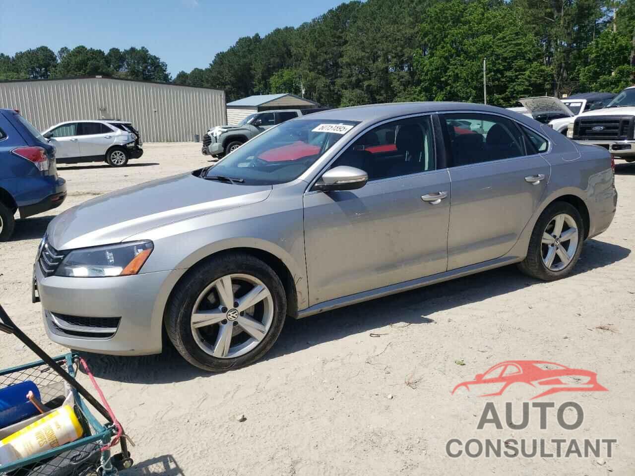 VOLKSWAGEN PASSAT 2012 - 1VWBP7A37CC034054