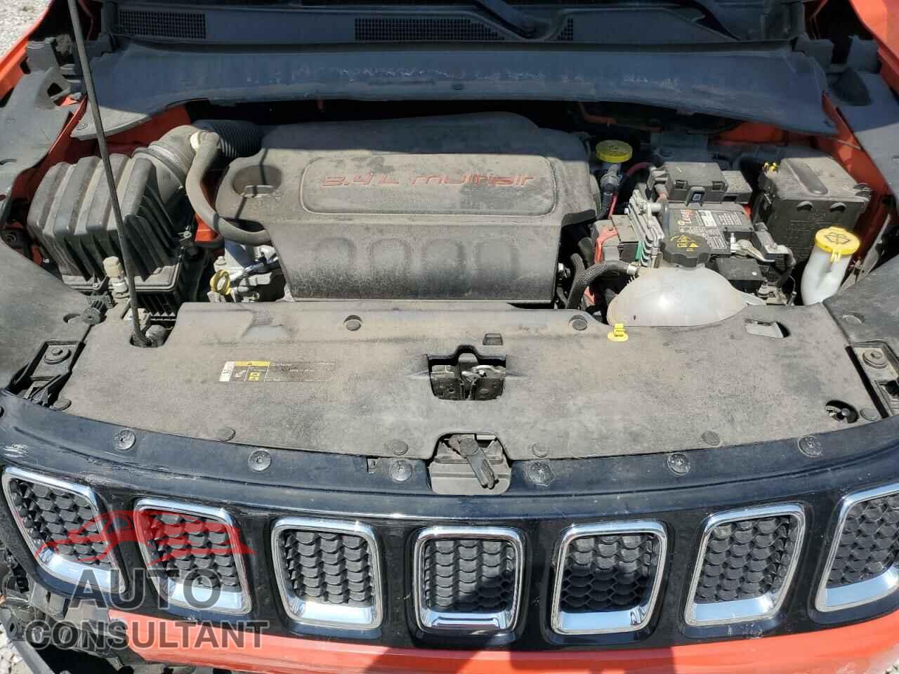 JEEP COMPASS 2018 - 3C4NJCAB4JT211162