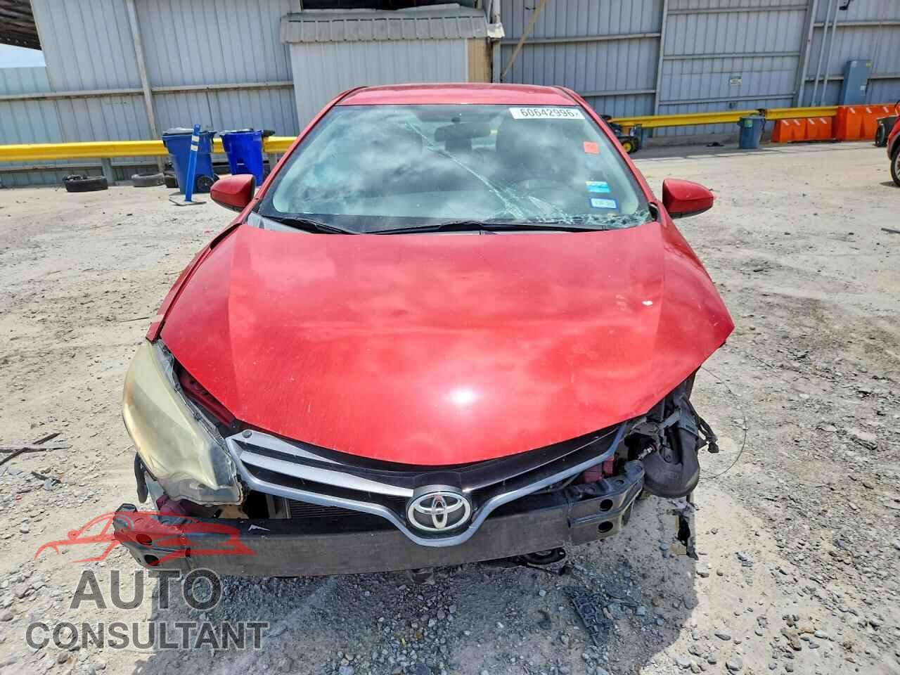 TOYOTA COROLLA 2015 - 5YFBURHE7FP240887