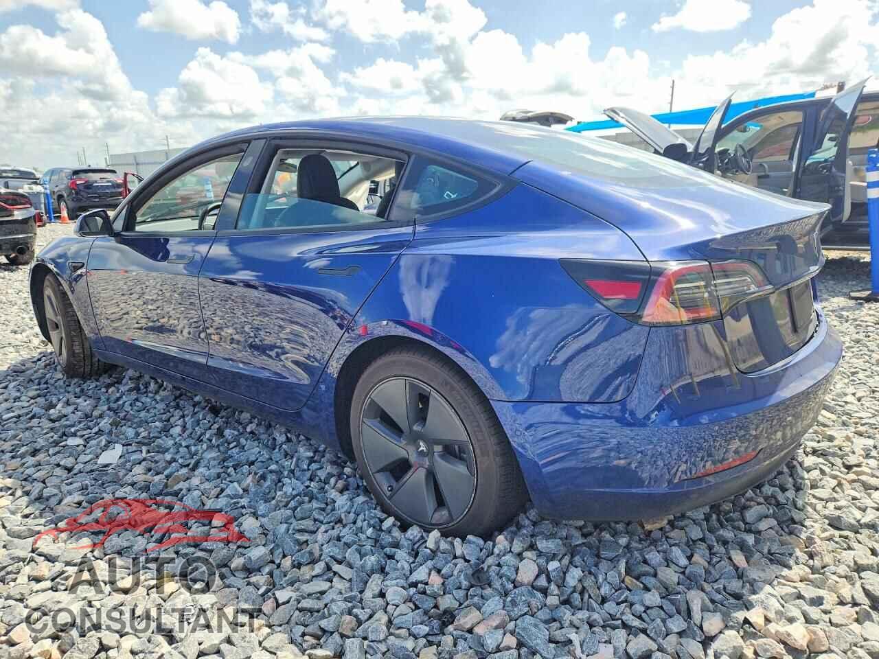 TESLA MODEL 3 2022 - 5YJ3E1EB9NF233172