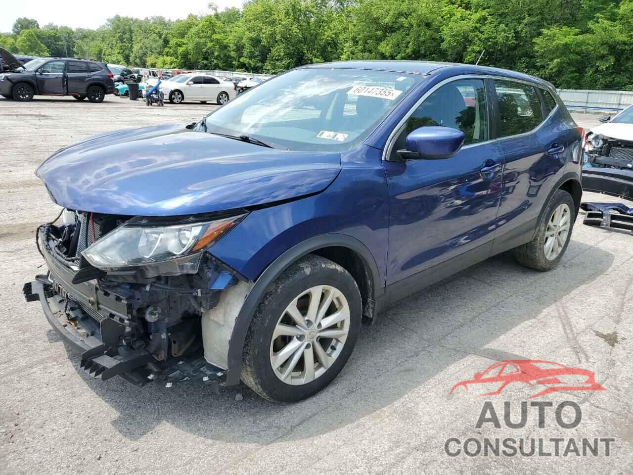 NISSAN ROGUE 2018 - JN1BJ1CR6JW201795