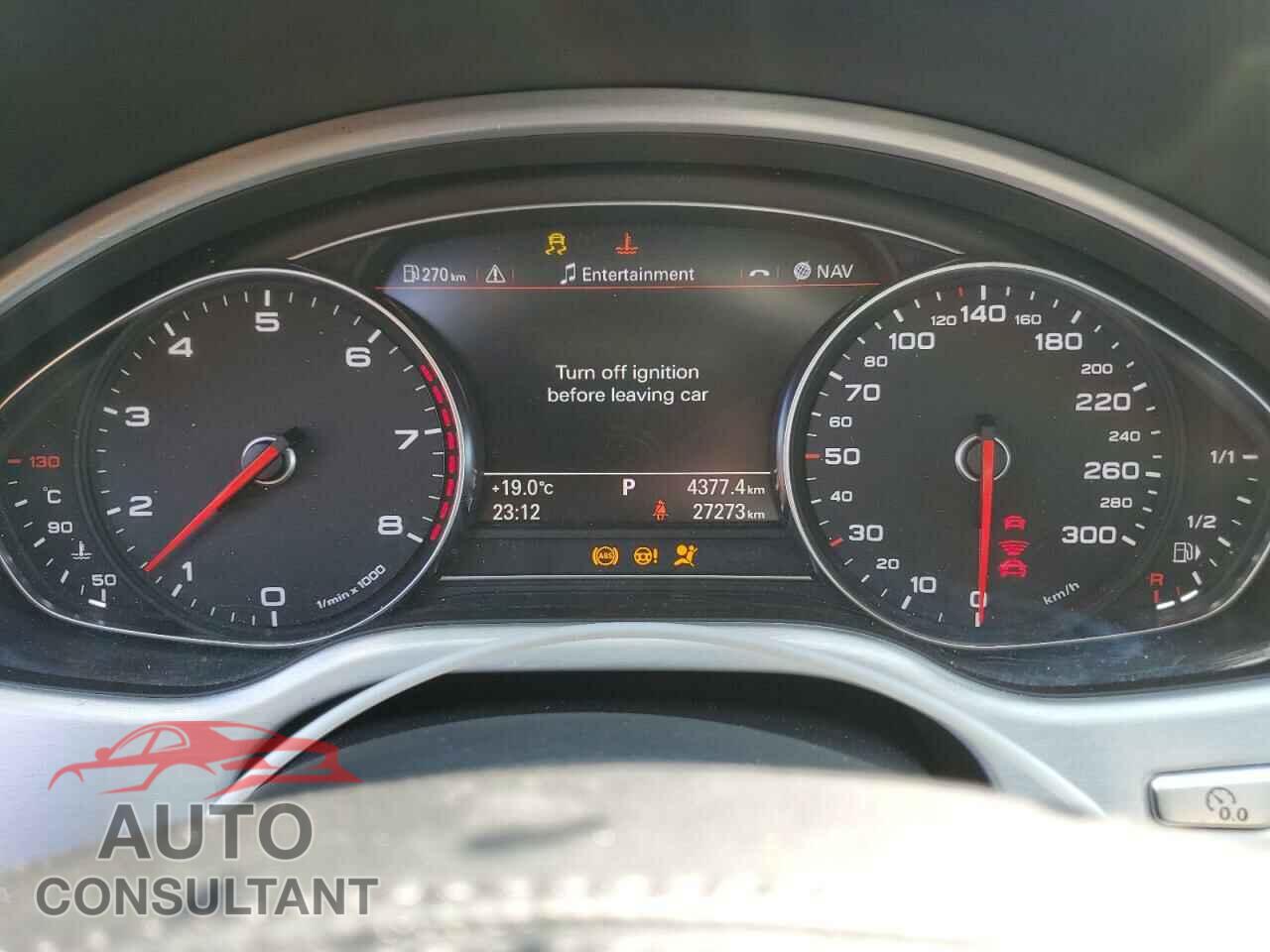 AUDI A8 2017 - WAUJ4AFD2HN001445