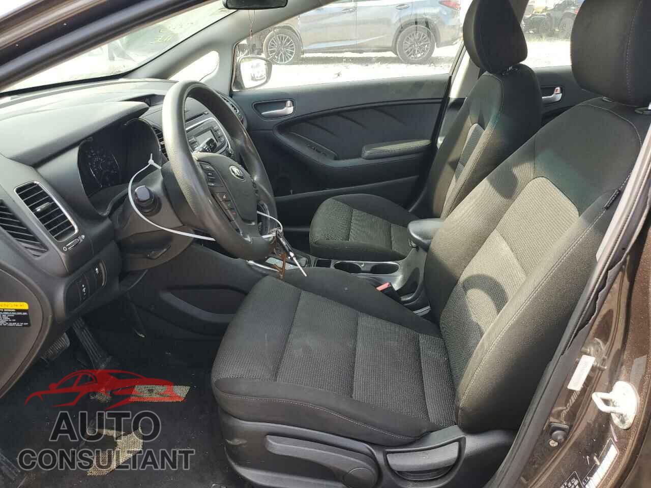 KIA FORTE 2017 - 3KPFK4A70HE077509