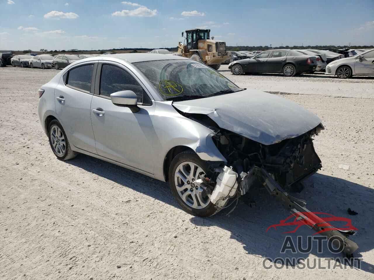 TOYOTA YARIS 2017 - 3MYDLBYV4HY172944