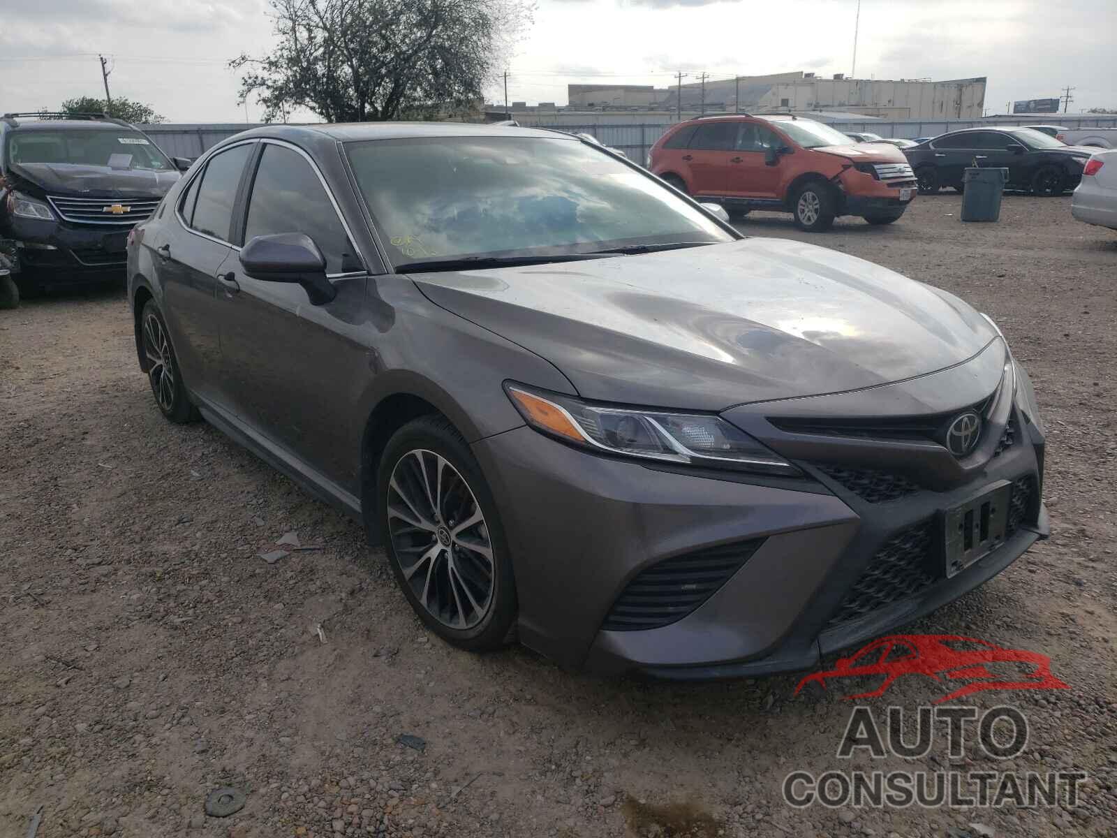 TOYOTA CAMRY 2020 - 4T1G11AK6LU506216